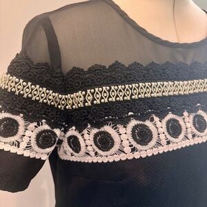 Black Dress with Lace & Mesh Detail – Size XL – With Pockets